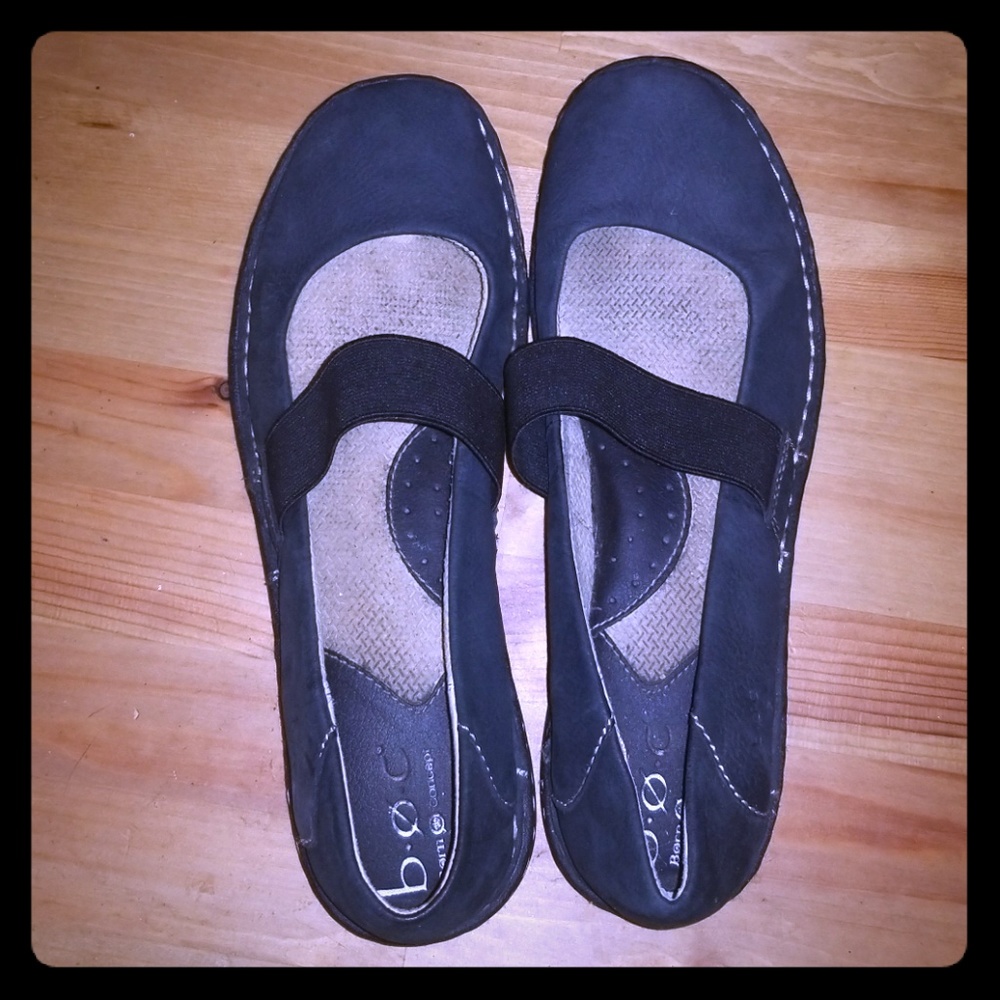 Slip on flats